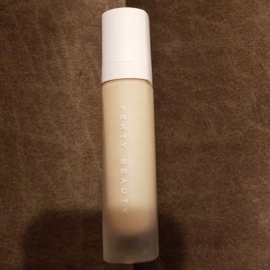 Fenty Beauty soft matte longwear foundation